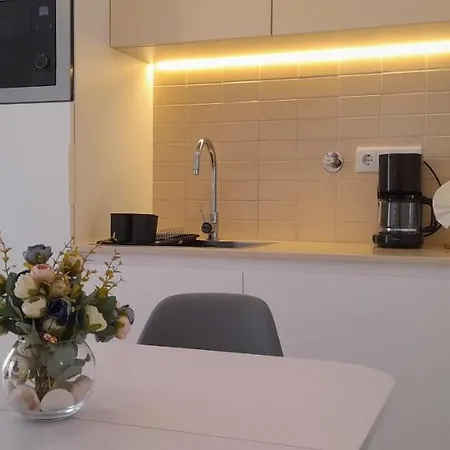 Apartment Light Brown *