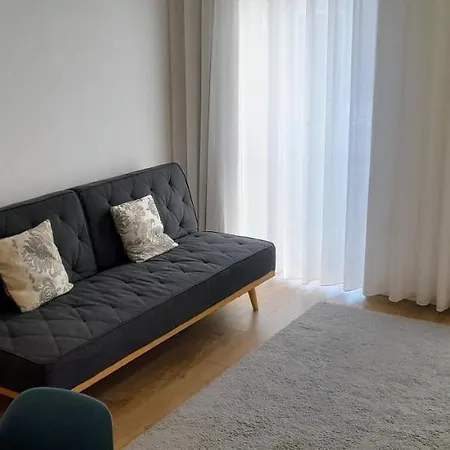 Light Brown Aveiro
